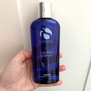 IS Clinical Cleansing Complex